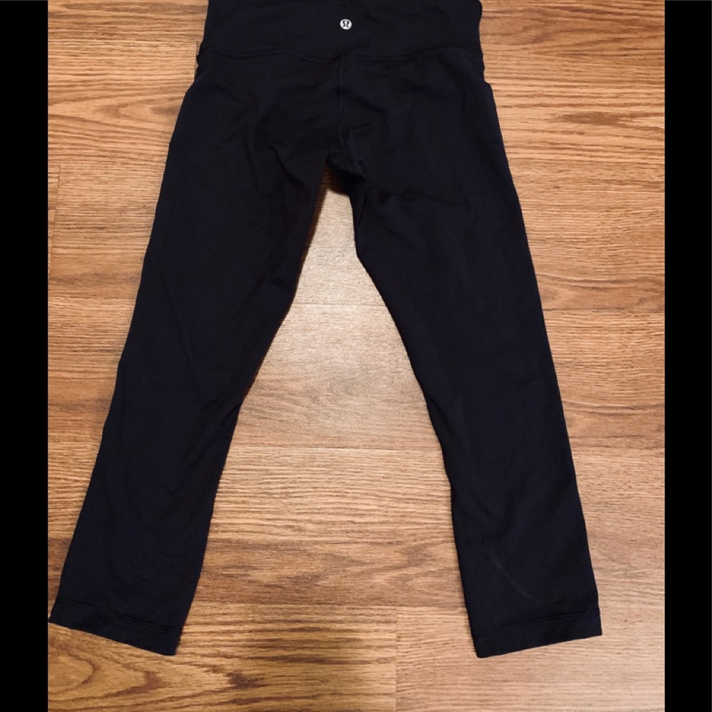 Lululemon Athletic Black Yoga capri